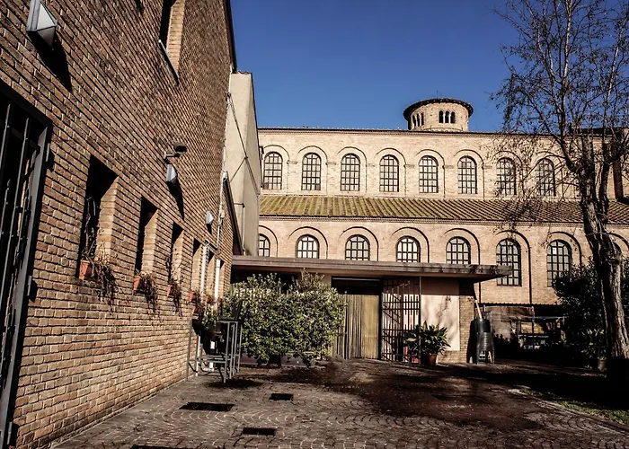 فندق Classensis 3*